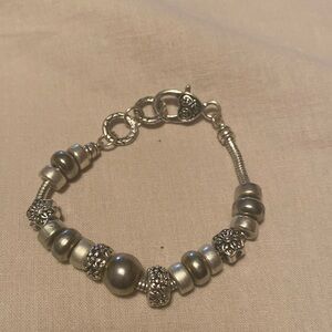 Lovely Silver beaded bracelet